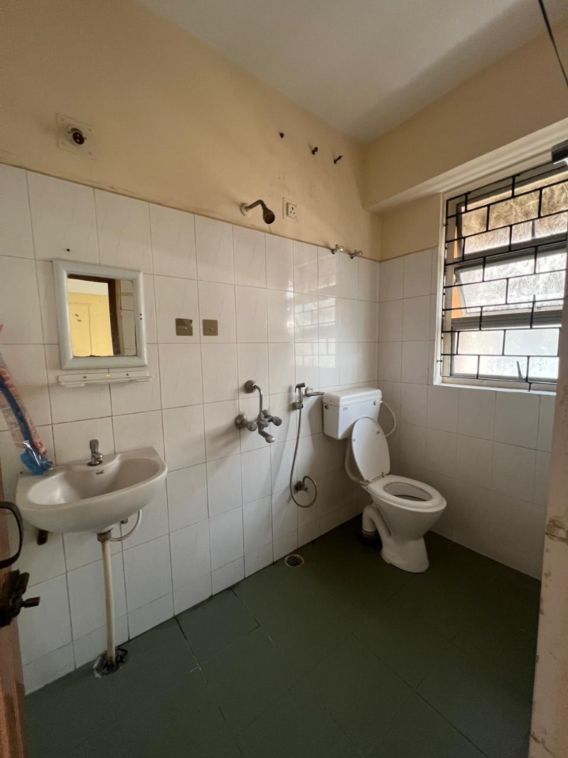 Semi Furnished 3bhk in Jayanagar Chariali, Guwahati, Assam, India for Rent